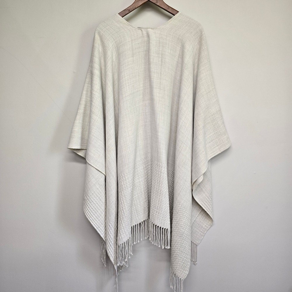 Mer-Sea Poncho Shawl Women One Size Cream Fringe Trim Coastal Boho Wrap - Picture 6 of 11